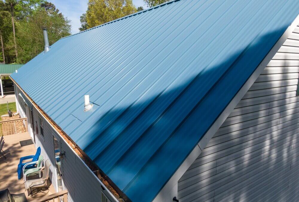 Is Metal Roof Better Than Shingles? A Comprehensive Comparison for Cincinnati Homeowners